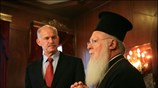 Ο πρόεδρος του ΠΑΣΟΚ Γιώργος Α. Παπανδρέου με τον Οικουμενικό Πατριάρχη Βαρθολομαίο ...