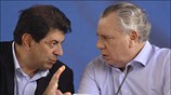 Ο Υπουργός Δικαιοσύνης Αναστάσης Παπαληγούρας (Δ) και ο Γραμματέας της Νέας Δημοκρατίας ...