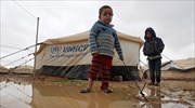 Προσφυγόπουλα από τη Συρία σε καταυλισμό στην Ιορδανία. Περίπου ένα εκατομμύριο Σύροι, ...