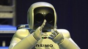 Σε δείπνο με δύο πρωθυπουργούς ο ASIMO