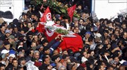 Τυνησία: Σε κλίμα μεγάλης έντασης η κηδεία του δολοφονηθέντος πολιτικού