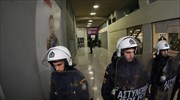 Κατάληψη στο γραφείο του Γιώργου Μέργου από τη νεολαία του ΣΥΡΙΖΑ