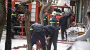 Υπό μερικό έλεγχο η πυρκαγιά στην Αιόλου