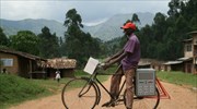 Φορητός φορτιστής κινητών για την Αφρική