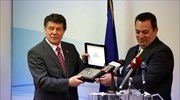 Ο υπουργός Εσωτερικών τίμησε τον Ρεχάγκελ