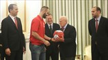 Στο Προεδρικό Μέγαρο ο Ολυμπιακός
