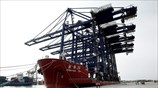 Αφιξη 5 γερανογεφυρών στον Πειραιά μέσω COSCO