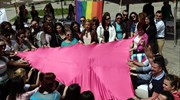 Αλβανία: Μικροεπεισόδια στο gay parade