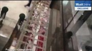 Βρετανία: Ληστεία «πολυτελείας» από έξι άνδρες με... μπούρκες και τσεκούρια