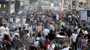 Τουρκία: Γεμίζει για όγδοη ημέρα η πλατεία Ταξίμ