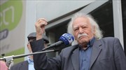 Όποιος αγαπάει τον τόπο του δεν τον ξεπουλά, απαντά ο Μ. Γλέζος στον Πρωθυπουργό