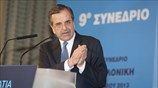 Βολές Α. Σαμαρά εναντίον νεοναζί
