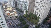 Περισσότεροι από 300.000 διαδηλωτές στο Ρίο ντε Τζανέιρο