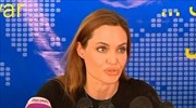 Talk of the town: Σε καταυλισμό της Ιορδανίας η Angelina Jolie