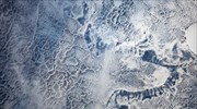 «Σμήνος» μίνι «φωτογραφικών» δορυφόρων γύρω από τη Γη