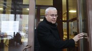 Κοινωνική εργασία και όχι φυλακή για τον επικριτή του Πούτιν, Λέμπεντεφ