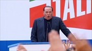 Ιταλία: Ο Σίλβιο απειλεί, η κυβέρνηση ακροβατεί