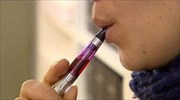 Είναι τα ηλεκτρονικά τσιγάρα όσο «αθώα» παρουσιάζονται;