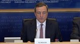 Ντράγκι: Πρόωρη κάθε συζήτηση για νέο πακέτο στήριξης στην Ελλάδα