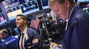 Deutsche Bank : Γιατί οι αγορές δεν βρίσκονται σε πανικό λόγω του χρέους των ΗΠΑ