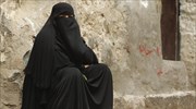 Υεμένη: Έκαψε την 15χρονη κόρη του επειδή μιλούσε με το μνηστήρα της