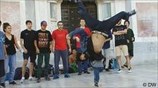 Break dance ενάντια στην άκρα δεξιά