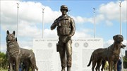 Τέξας: Μνημείο στον Άγνωστο Στρατιωτικό Σκύλο