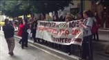 Συγκέντρωση διαμαρτυρίας καθαριστριών έξω από το ΥΠΟΙΚ