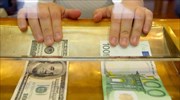 Μικρή πτώση για το δολάριο, ανάκαμψη του ευρώ