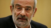 Αλ. Αλαβάνος: Συνταγματικό όριο στην τρόικα