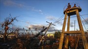 Φιλιππίνες: Πάνω από 5.600 οι νεκροί από τον τυφώνα