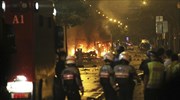 Βίαιες συγκρούσεις στη Σιγκαπούρη