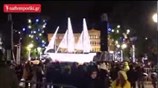 «Φόρεσε» τα γιορτινά της η Αθήνα