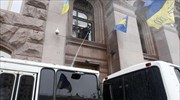 Κίεβο: Διαδηλωτές απώθησαν την αστυνομία από το δημαρχείο