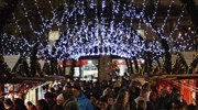 Γαλλία: Βόλτα για ψώνια στη χριστουγεννιάτικη αγορά της Νάντης
