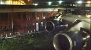Γιοχάνεσμπουργκ: Αεροσκάφος προσέκρουσε σε κτήριο του αεροδρομίου