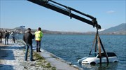 Αυτοκίνητο έπεσε στη λίμνη των Ιωαννίνων - Νεκρός ο οδηγός