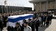Ύστατο χαίρε στον Σαρόν στην ισραηλινή Βουλή