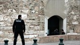 Άνδρας απειλούσε να ανατιναχθεί μπροστά από τον Λευκό Πύργο