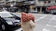 NYT: Οι Έλληνες πειραματίζοναι με ένα νέο είδος οικονομίας
