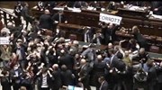 Ιταλία:  Πρόταση μομφής κατά του Ναπολιτάνο κατέθεσε ο Γκρίλο