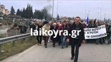 Συμβολικός αποκλεισμός ενός ρεύματος της Εγνατίας στο μπλόκο της Κουλούρας