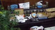 Εργαστήριο κάνναβης είχε στήσει 55χρονη μαζί με τους γιους της