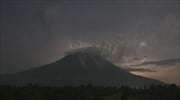 Ινδονησία: Έκλεισαν τρία αεροδρόμια μετά την έκρηξη ηφαιστείου