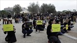 Δρώμενο της Διεθνούς Αμνηστίας κατά των παράνομων απωθήσεων μεταναστών στο Αιγαίο