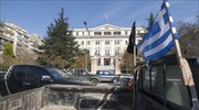 Συγκέντρωση αγροτών το μεσημέρι έξω από το ΥΜΑΘ