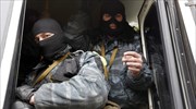 Στο πλευρό του λαού οι δυνάμεις ασφαλείας της Ουκρανίας