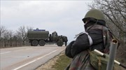 Ουκρανία: Ένοπλη εισβολή Ρώσων σε αεροδρόμια της Κριμαίας