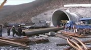 Κίνα: Παγιδευμένοι εργάτες από κατάρρευση σήραγγας