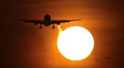 Συμβιβασμός για τον ευρωπαϊκό φόρο άνθρακα στις αερομεταφορές
